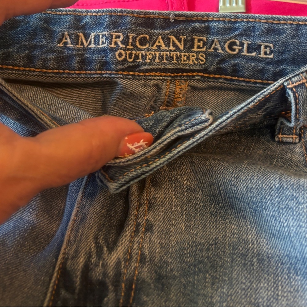 American Eagle, Blue Distressed Jean Shorts with Floral Embroidery, Sz. 14 - Picture 9 of 9